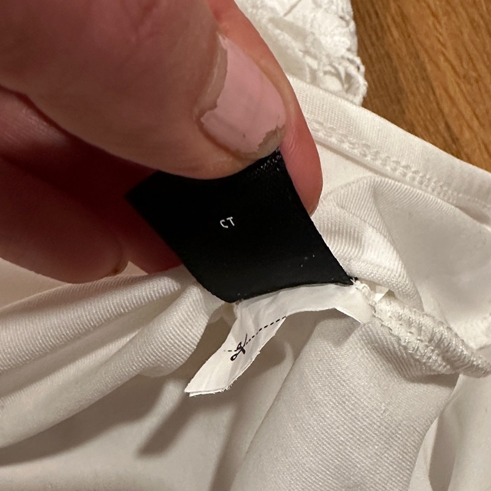 *last chance* Shein | Women’s White Floral Bodysuit - Picture 8 of 16